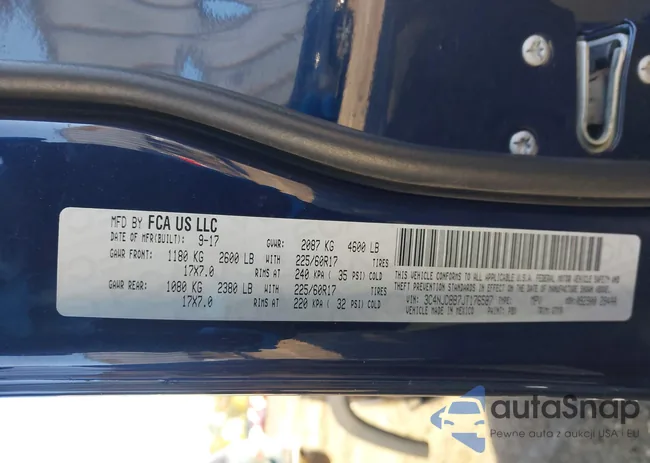 3C4NJDBB7JT176587: 43499713