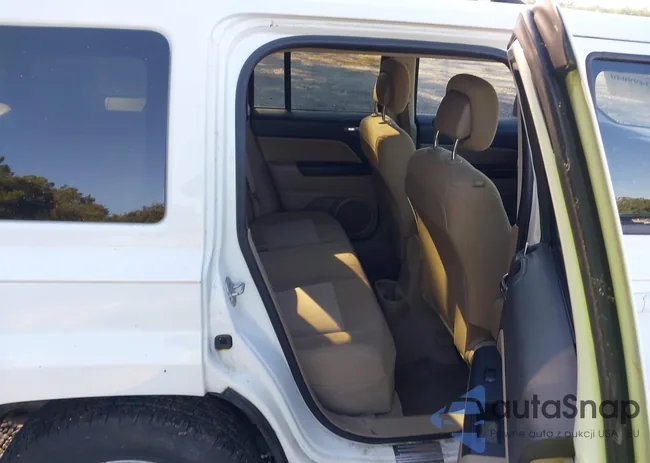 1C4NJPBA1ED626917: 43499040