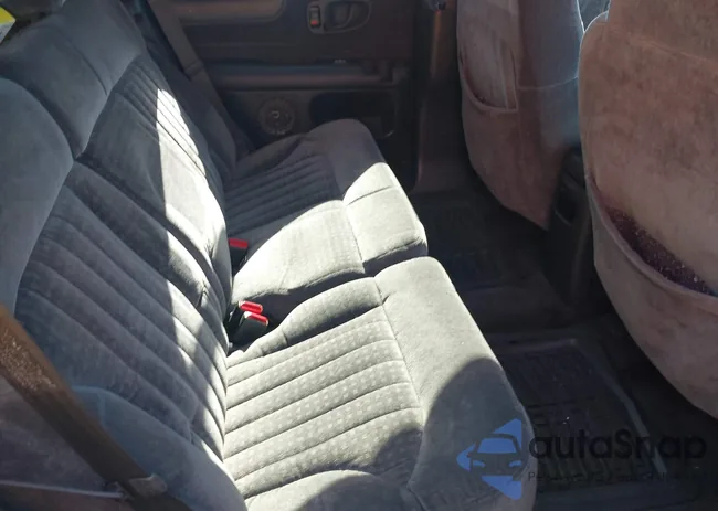 1GNCS13W4Y2333144: 43499125