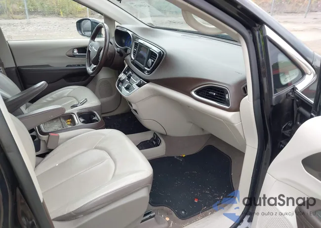 2C4RC1BG7JR148765: 43499171