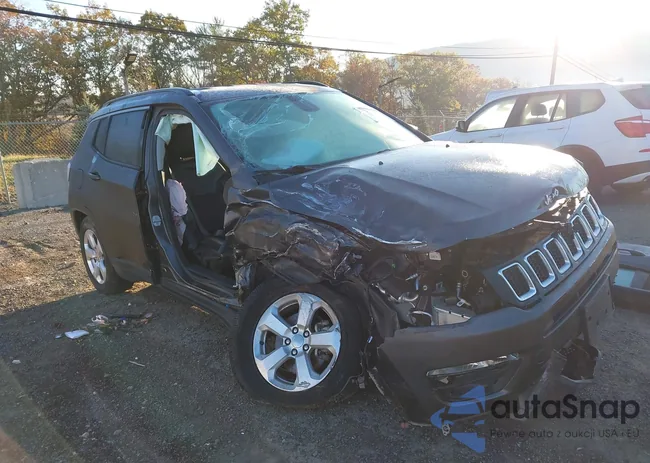 3C4NJDBB8JT176176: 43499289