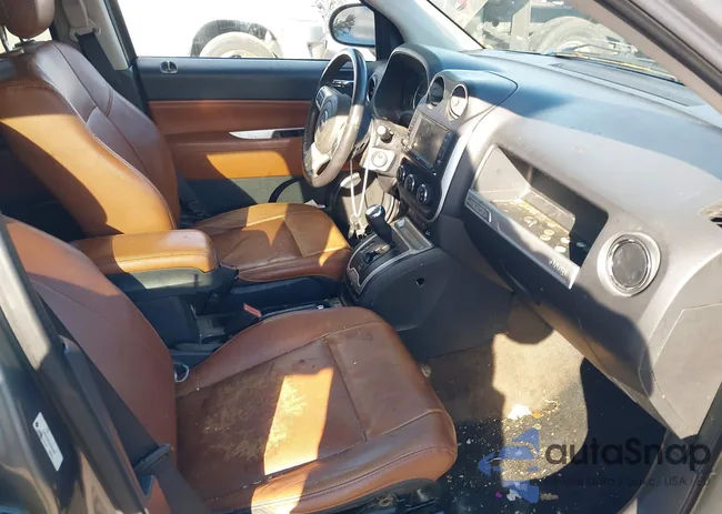 1C4NJCCB4ED620691: 43499359