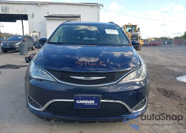 2C4RC1BG7HR611028: 43500553