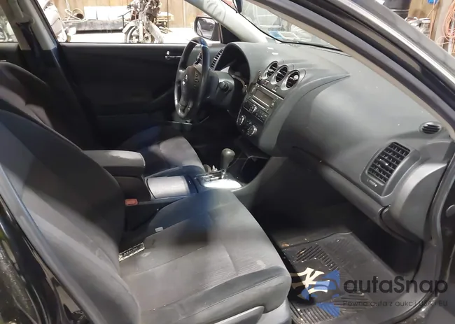 1N4AL2AP7AN404281: 43500621