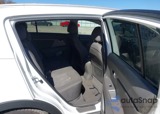 KNDPBCA21C7282879: 43500761