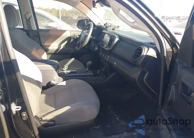 3TYAX5GN2NT044931: 43500845