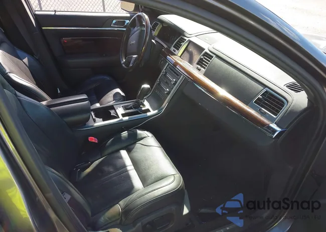 1LNHL9ER8BG602592: 43500865