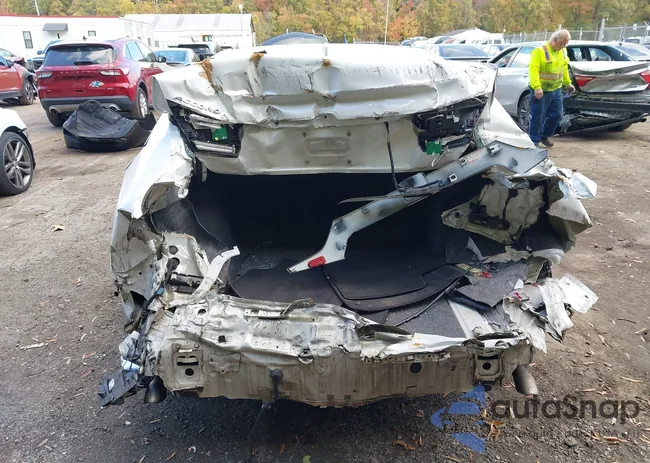 1HGCV1F16KA071884: 43500932