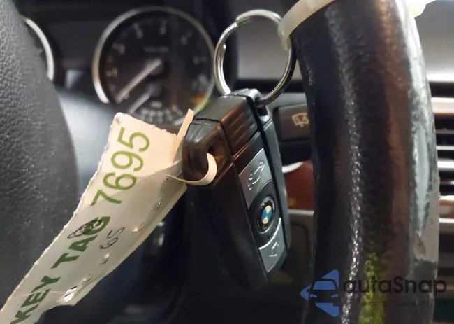 WBAPK5G56BNN30399: 43500982