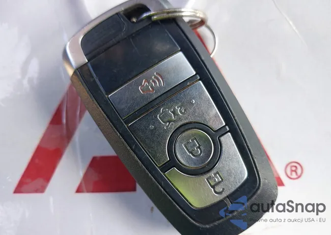 3FA6P0HD0JR167351: 43500104