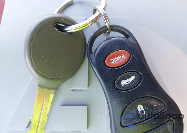 1C3EL75R25N521278: 43500209