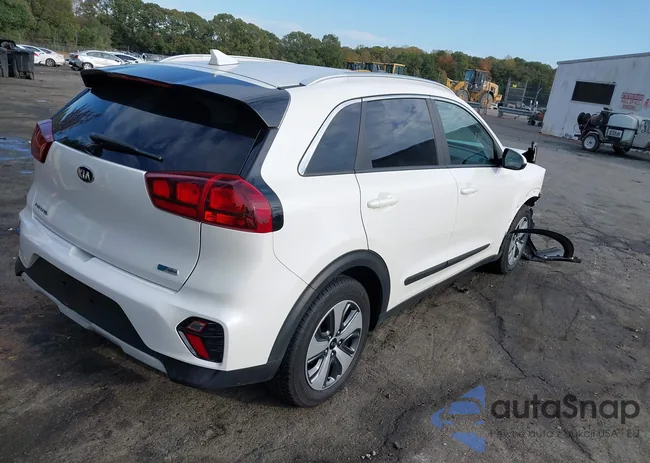 KNDCB3LC4L5449333: 43500258