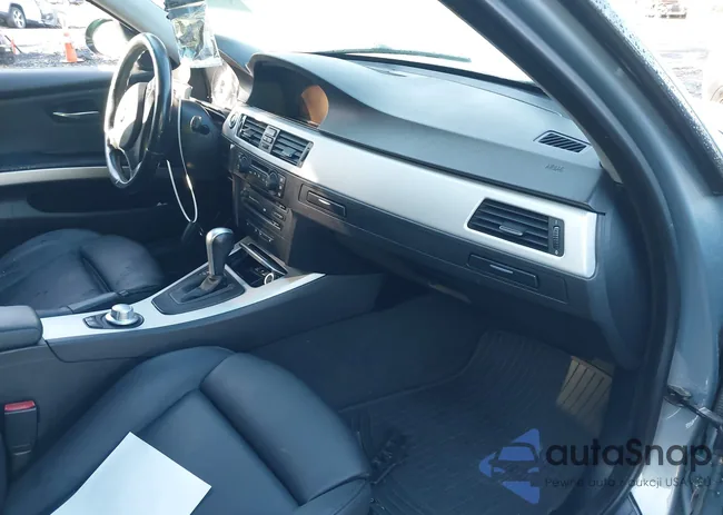 WBAVD33516KV60297: 43500278