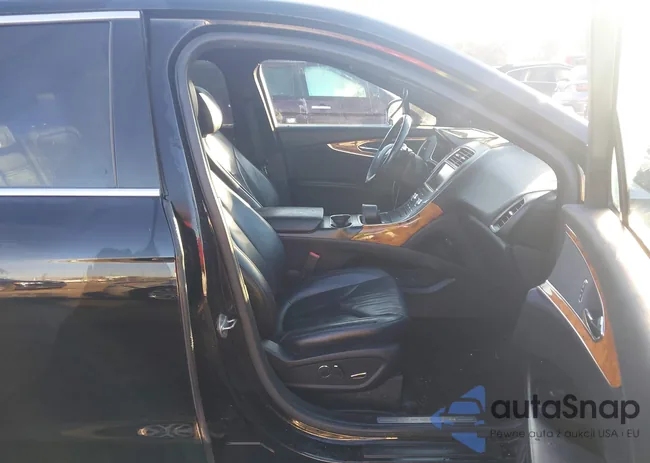 2LMTJ8KR0GBL24479: 43500282