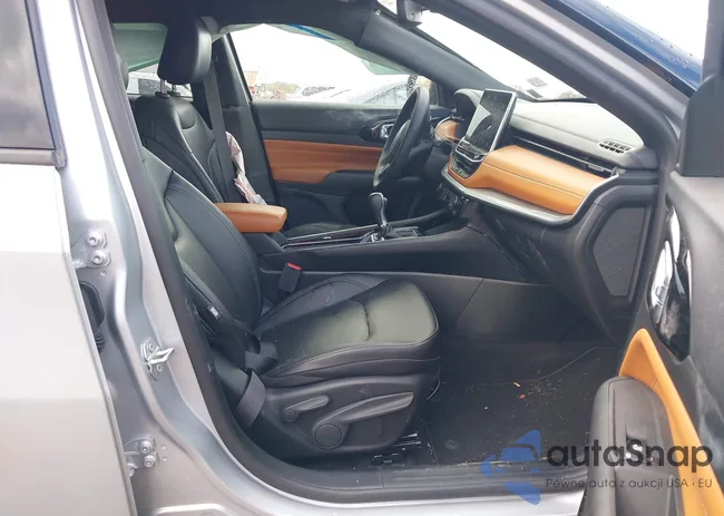 3C4NJDCN1ST505956: 43500435