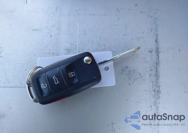 1VWDT7A33HC017652: 43501501