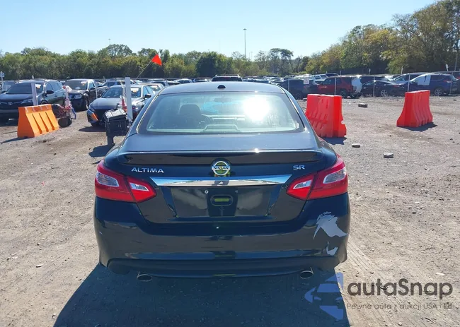 1N4AL3AP9JC217786: 43501532