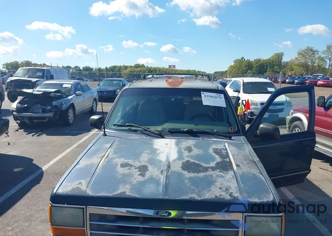 1FMDU32X3RUE60935: 43501679