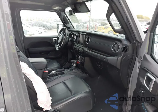 1C4JJXR63PW502882: 43501779