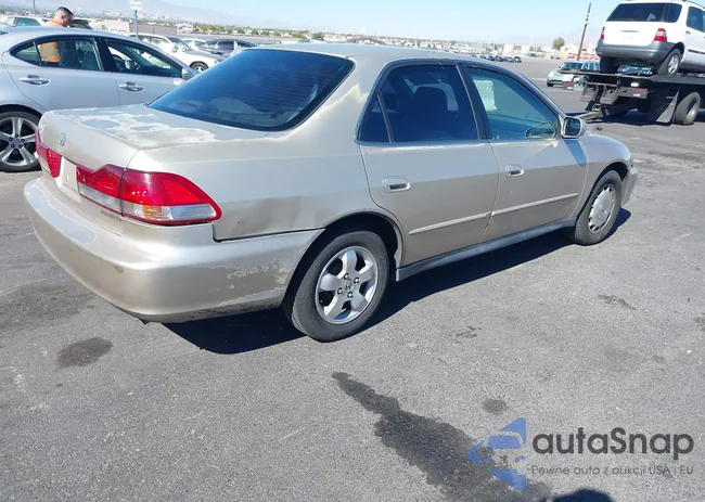 JHMCG66571C008822: 43501925