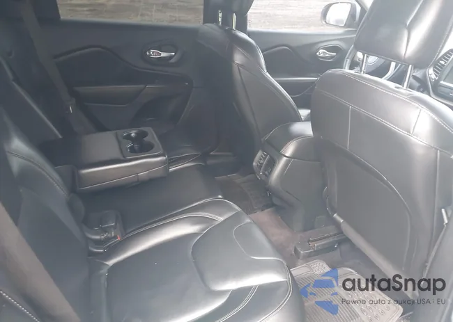 1C4PJLDBXGW200528: 43501301