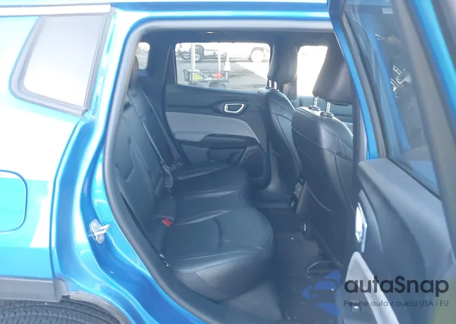 3C4NJDFN3RT153257: 43501330