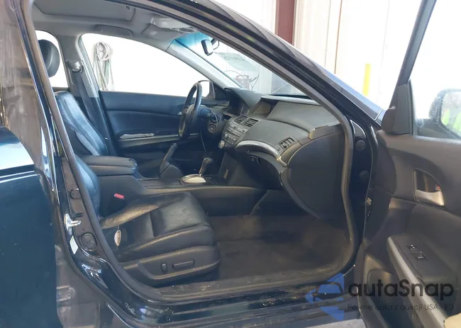 1HGCP3F84AA021275: 43501328