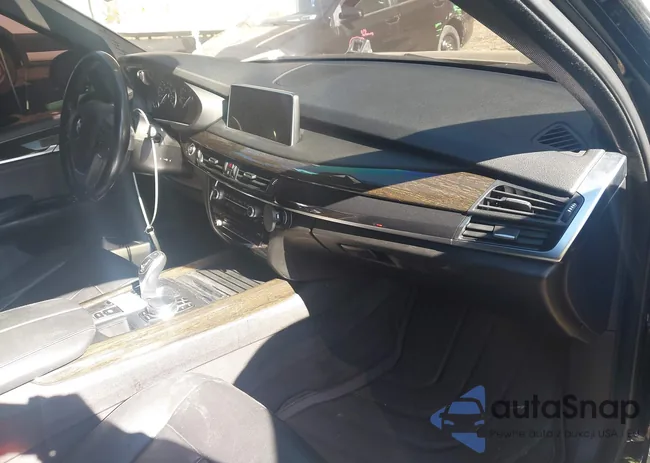 5UXKR0C52J0Y02085: 43502442