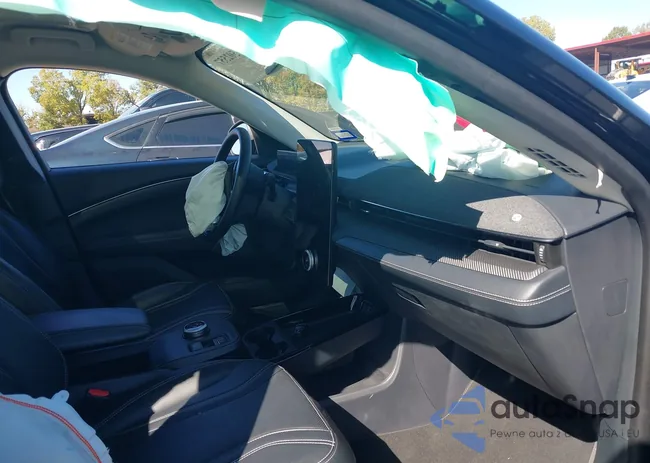 3FMTK3SU1PMA70537: 43502557