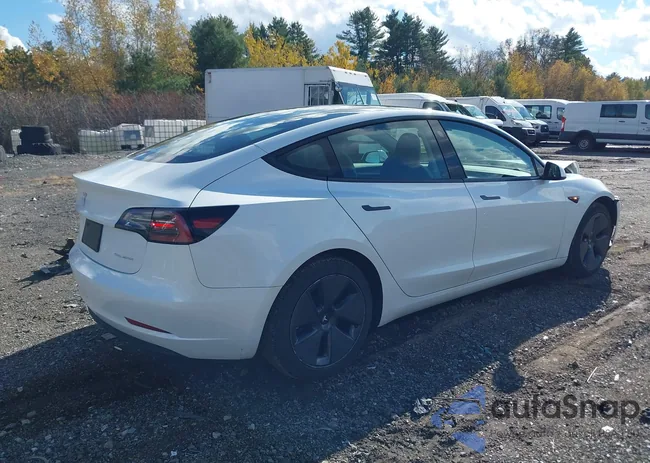 5YJ3E1EB6PF390709: 43502604