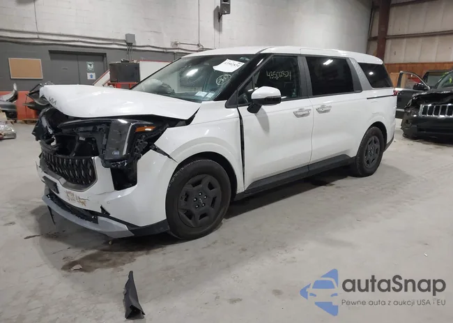 KNDNB5K33S6457325: 43502824