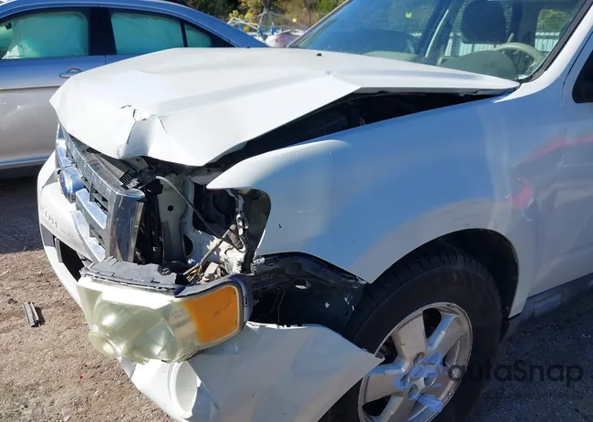 1FMCU02789KD04279: 43502857