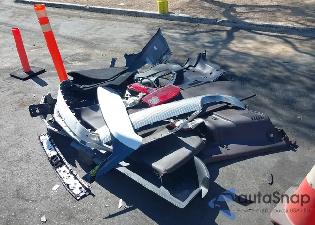 KM8R7DHE4MU181883: 43502975