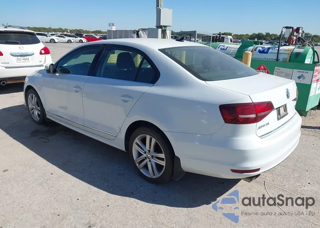 3VWL17AJ1HM232767: 43502175