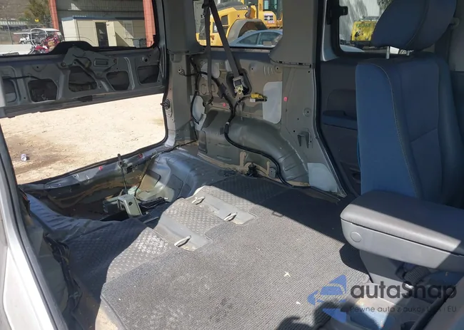 5J6YH17543L013754: 43502192