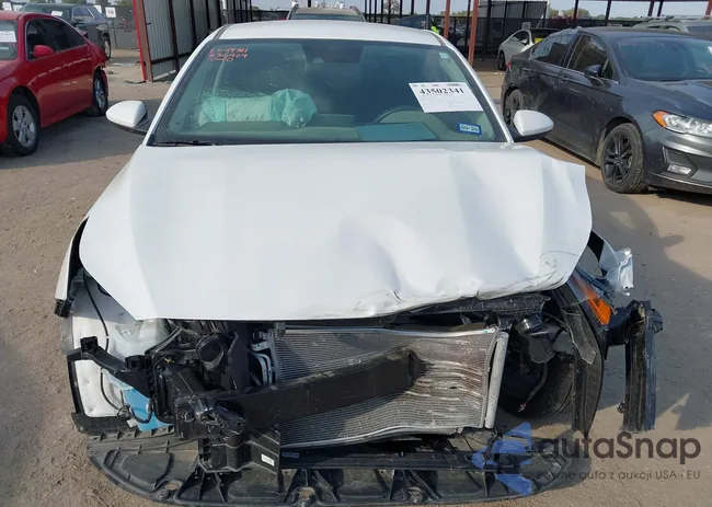 3KPF24AD6RE836929: 43502341