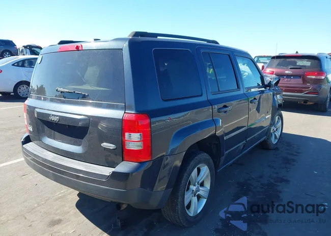 1C4NJRFB3ED821044: 43503686