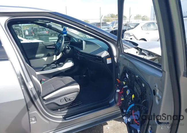 KNDC4DLC1R5192155: 43503728