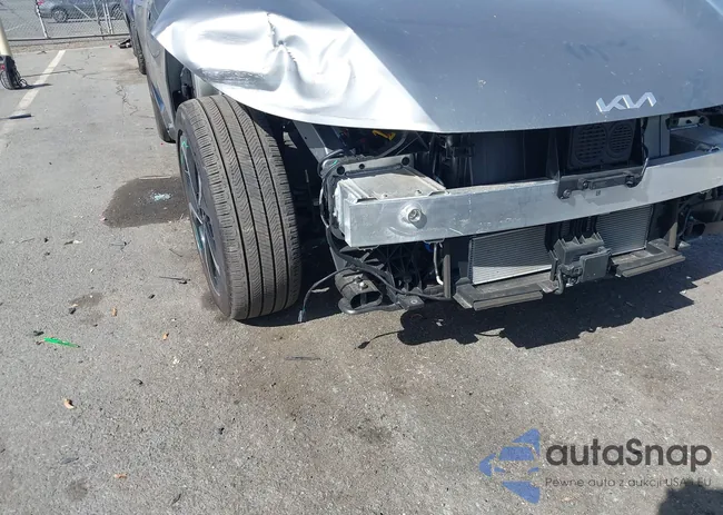 KNDC4DLC1R5192155: 43503728