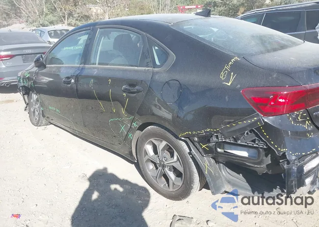 3KPF24AD1ME382744: 43503767