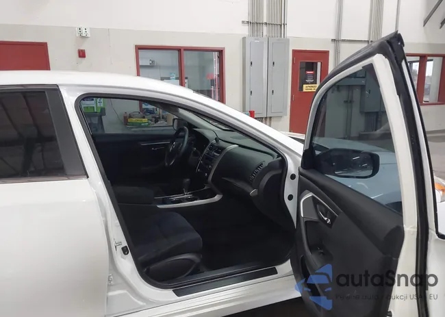 1N4AL3AP5FN327973: 43504010