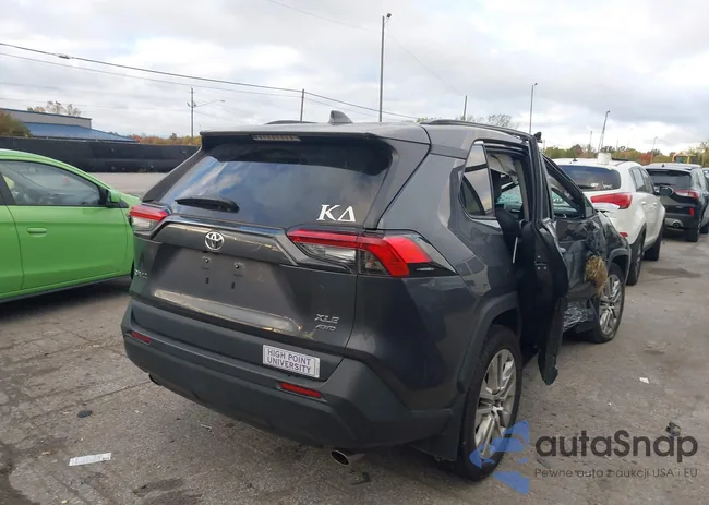 2T3A1RFVXPW386568: 43503157