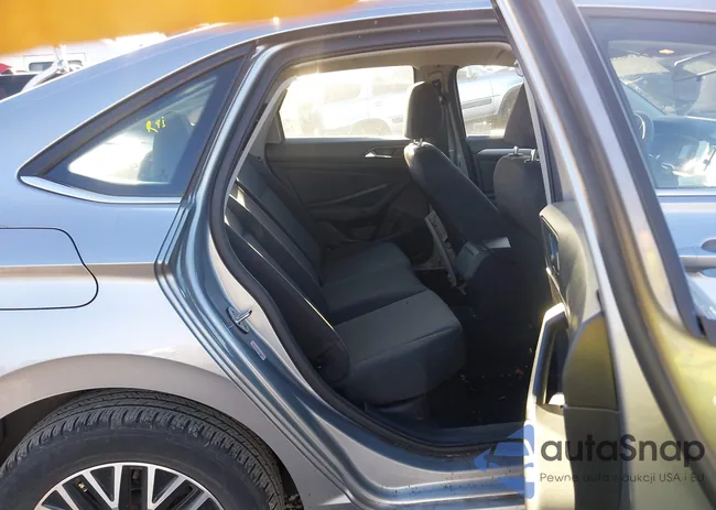 3VWC57BU0MM063011: 43503331