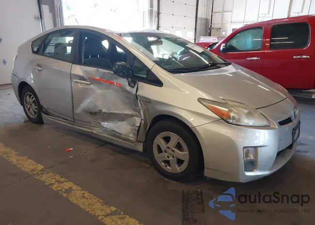 JTDKN3DU6B1476551: 43504438