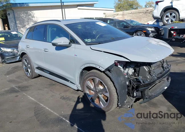 WA1MUBFZ4RP035355: 43504547