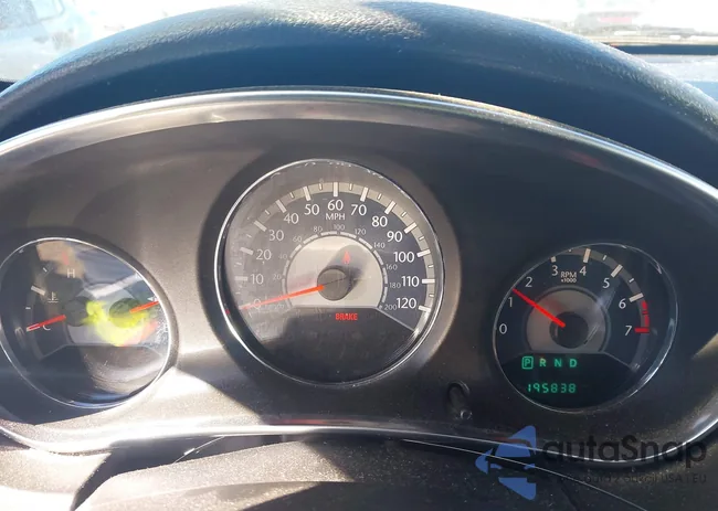 1C3CCBAB7EN142604: 43504602