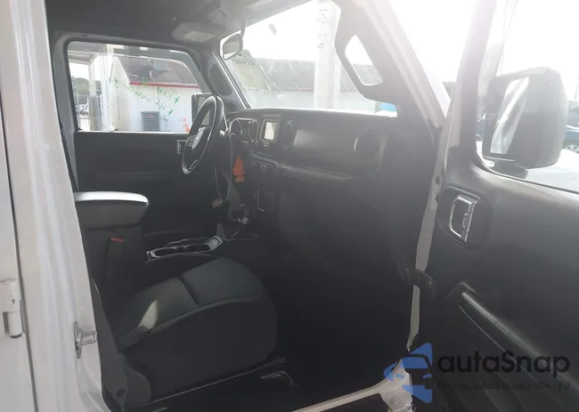 1C4HJXDN2JW221175: 43504685