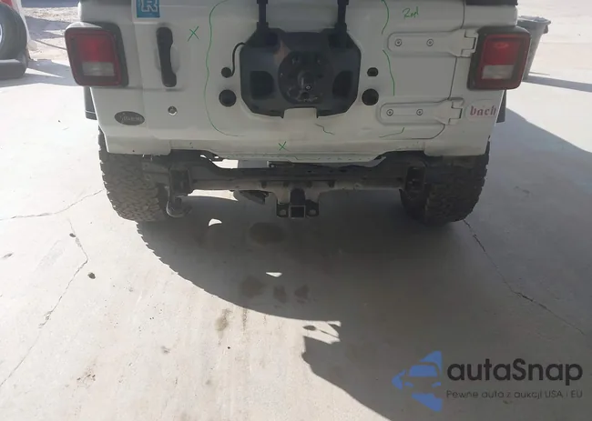 1C4HJXDN2JW221175: 43504685