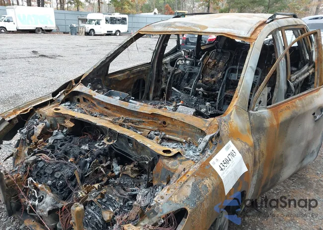 5N1DR2MM2HC683647: 43504703