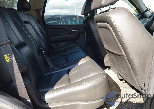 1GKFK13097J104789: 43504745